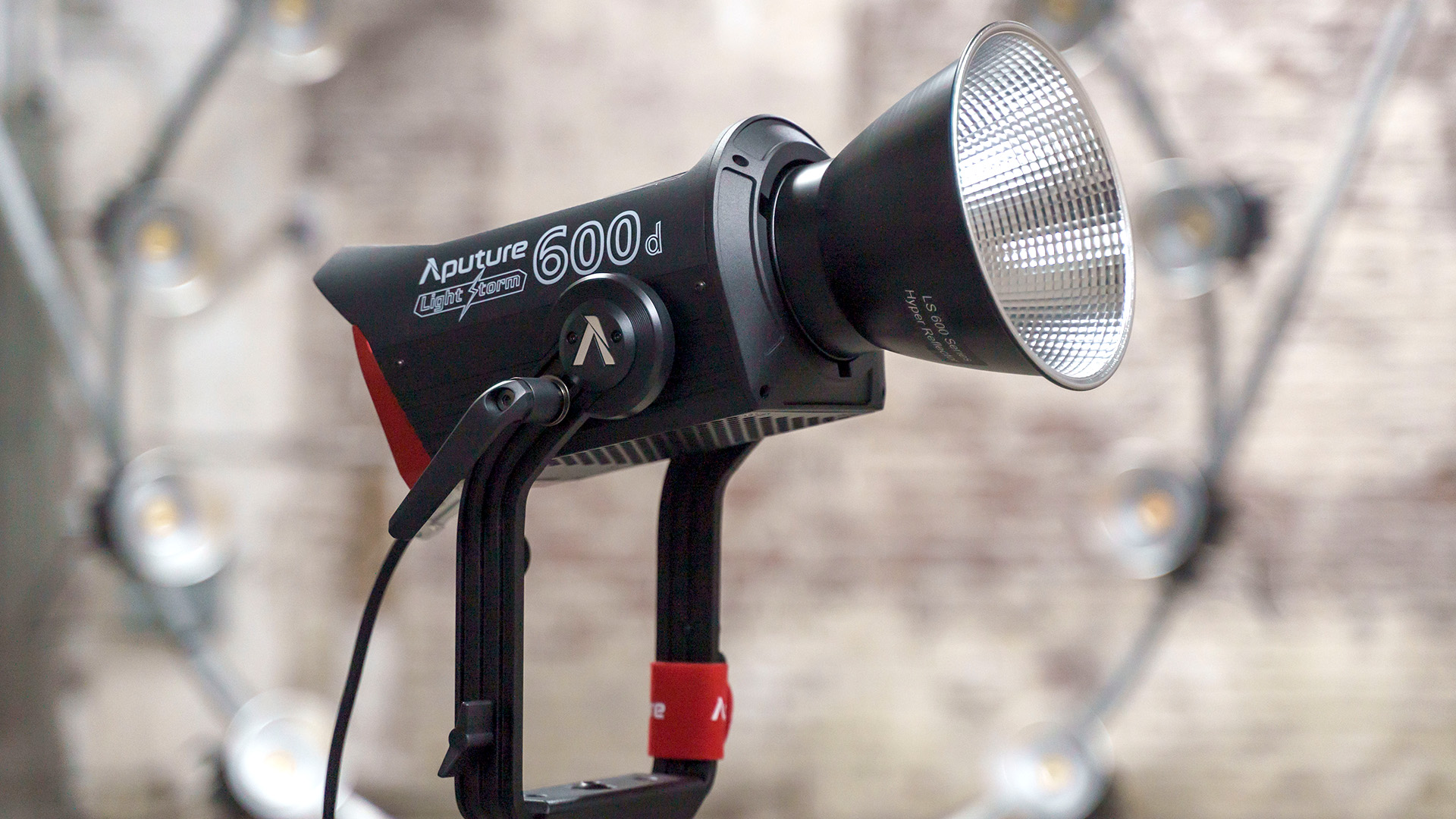 Aputure announces more affordable LS 600d light - Newsshooter