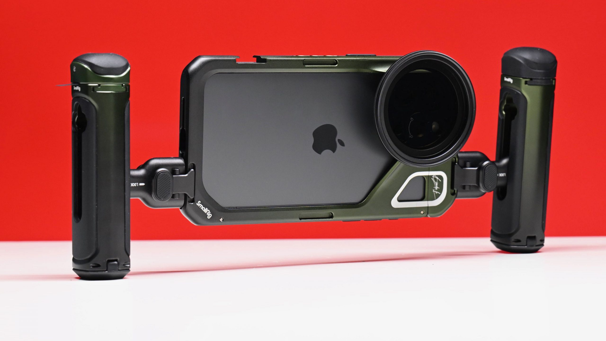 SmallRig iPhone 15 Pro Max用ケージ可変NDフィルター付 SmallRig Special Edition Mobile Cage kit for the iPhone 15 Pro Max