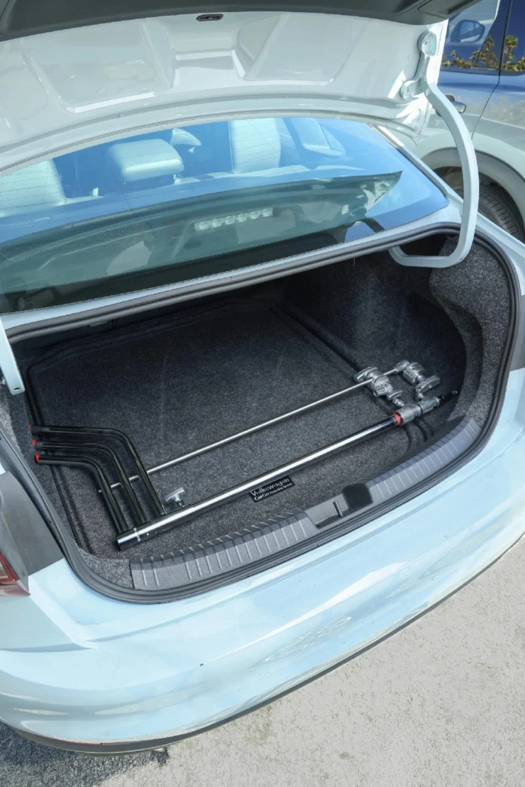 Matthews Introduces a Compact 33 Sliding Leg C-Stand with Grip Head ...